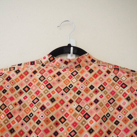 * Vintage Ishyu 100% Silk Sleeveless Square Patterned Blouse sz xs - Picture 6 of 6
